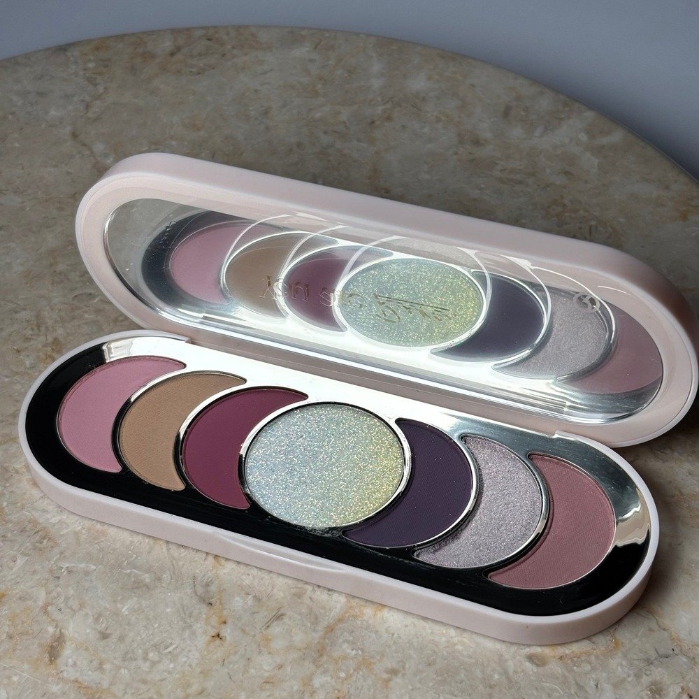 Rare Beauty Discovery Eyeshadow Palette Came To Play